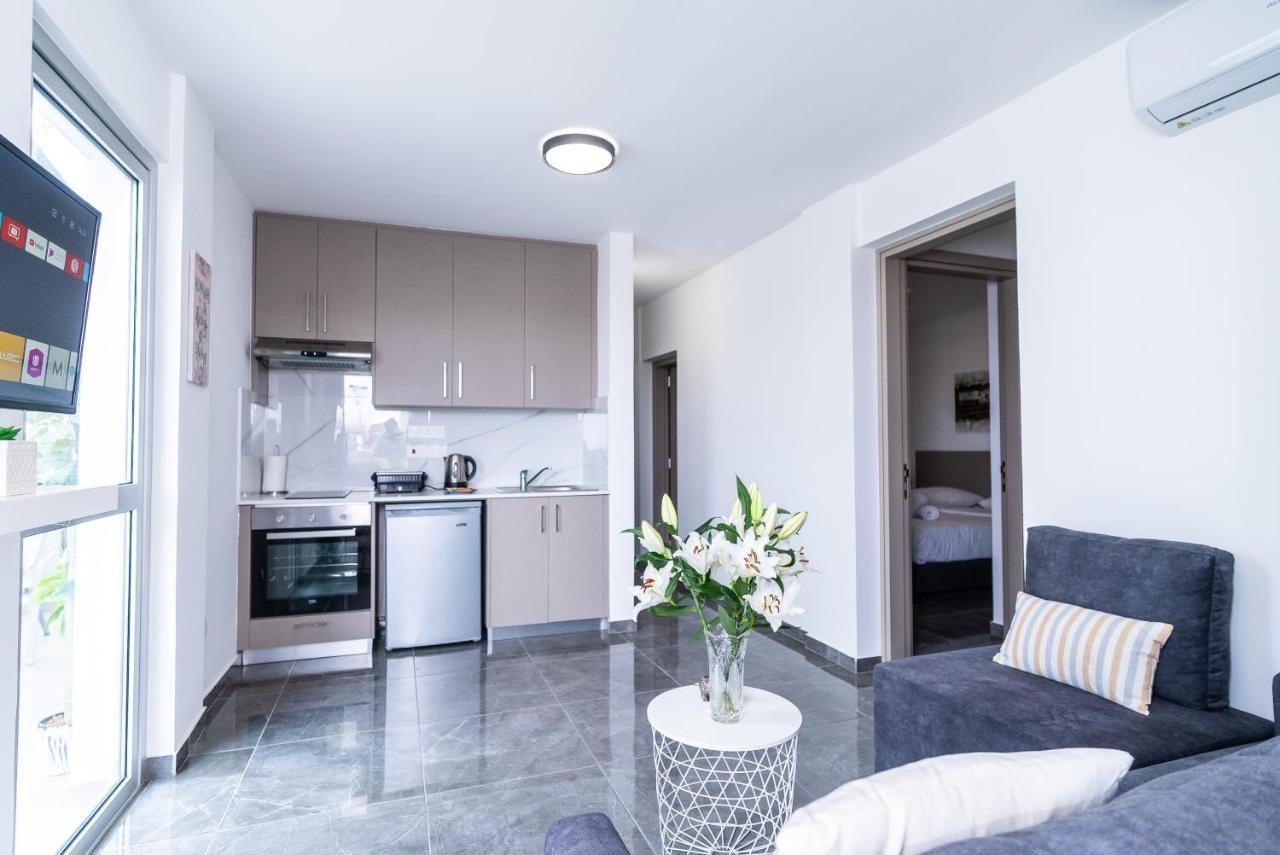 Spiros Luxury Apartments Ayia Napa Exterior foto