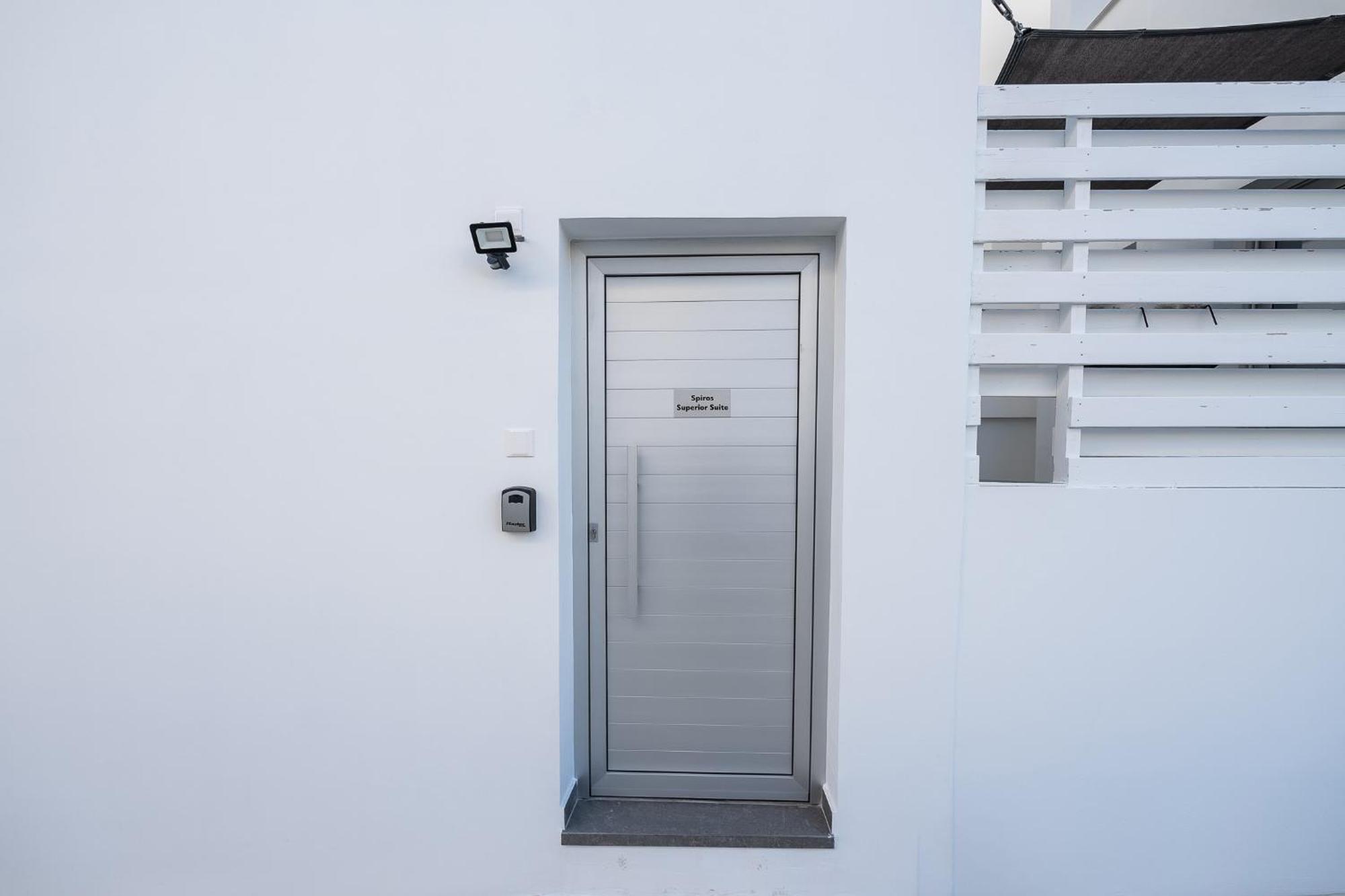 Spiros Luxury Apartments Ayia Napa Exterior foto